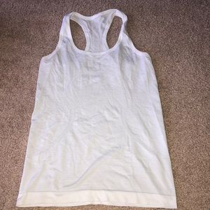 Lululemon tank top